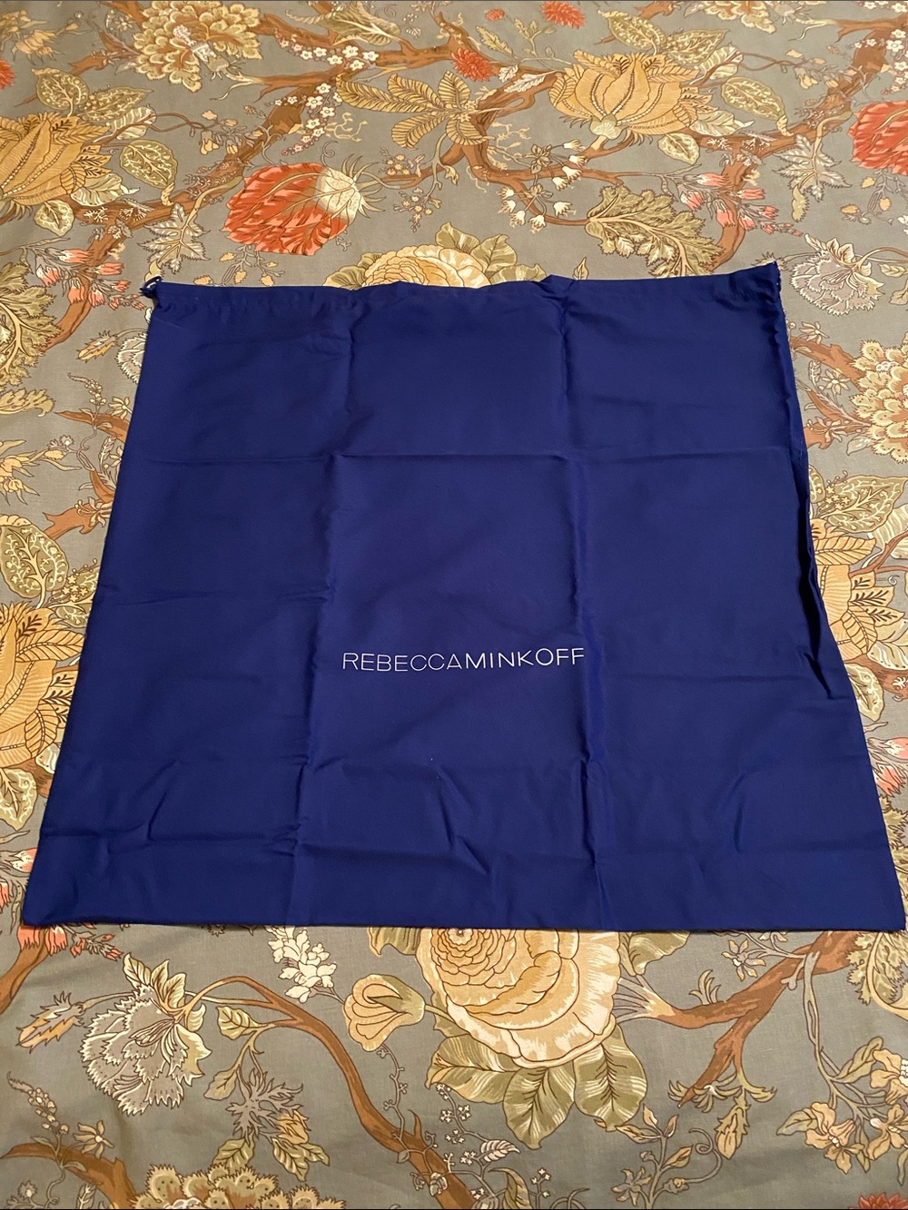 Rebecca Minkoff dustbag (23x23 inches)